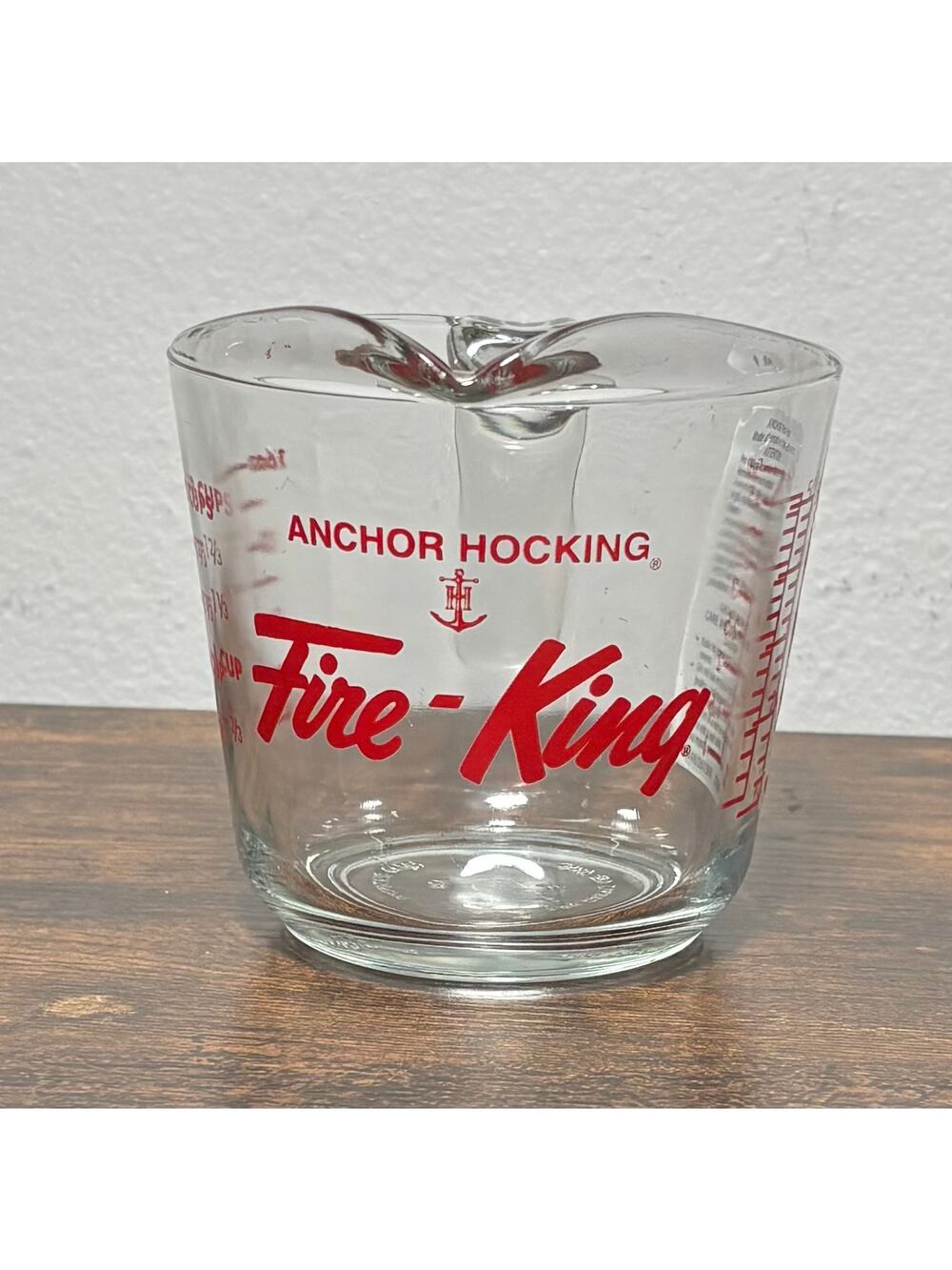 NWT Vtg Fire King 2 Cup 16oz 500ml Glass Measuring Cup Open Handle Red Letters